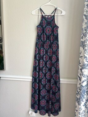 Sleeveless black Medallion Print Maxi Dress
